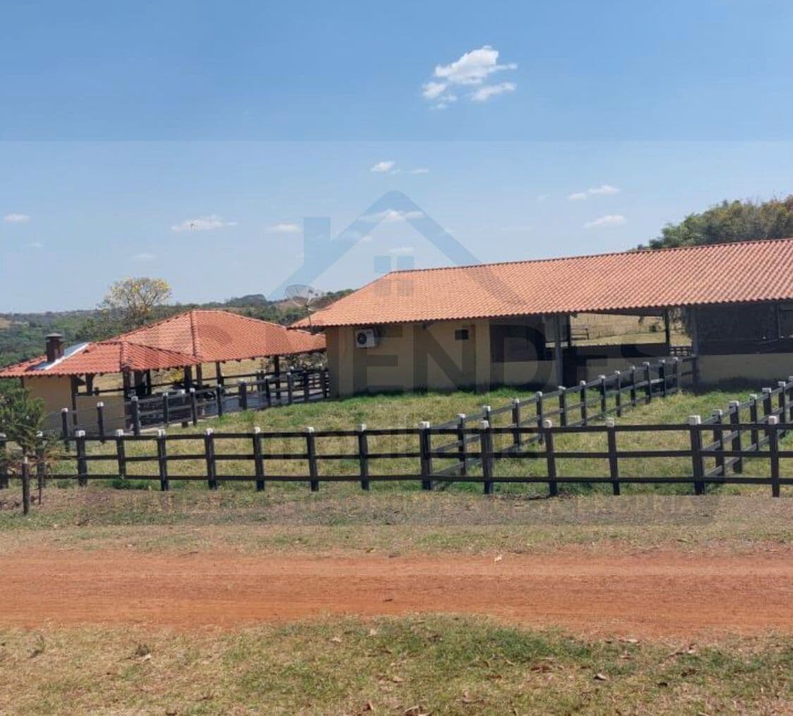 FAZENDA DE ALTO PADRÃO À VENDA – PECUÁRIA COMPLETA | MG