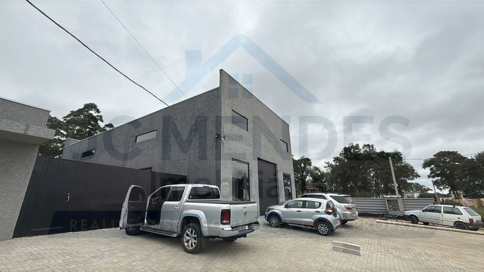Galpão/Depósito/Armazém em Campina Grande do Sul - Araçatuba