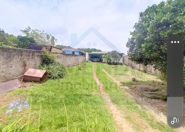 Casa em Quatro Barras - Jardim Menino Deus