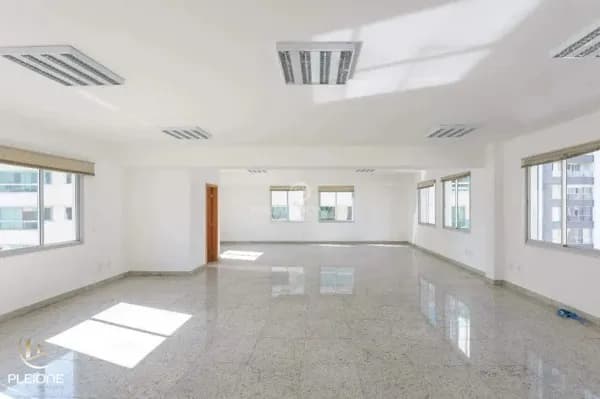 Aluga-se Sala Comercial no bairro Funcionários em Belo Horizonte/MG