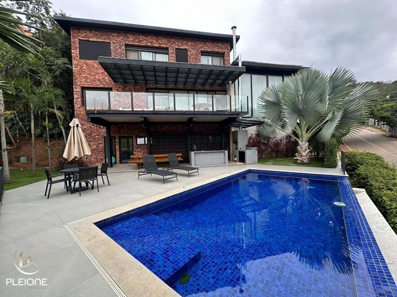 Casa de alto padrão á venda em Condomínio Vila Alpina, Nova Lima/MG