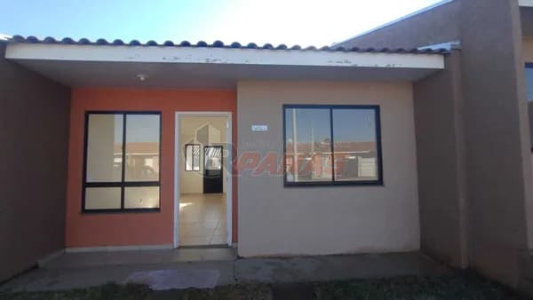 Casa em Ponta Grossa - Cara Cara