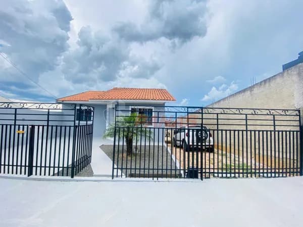Casa à venda no bairro Chapada - Ponta Grossa/PR