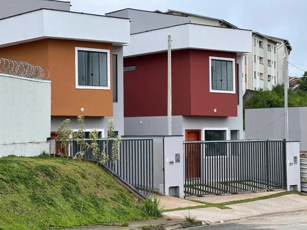 Casa Duplex em Roma, Volta Redonda/RJ