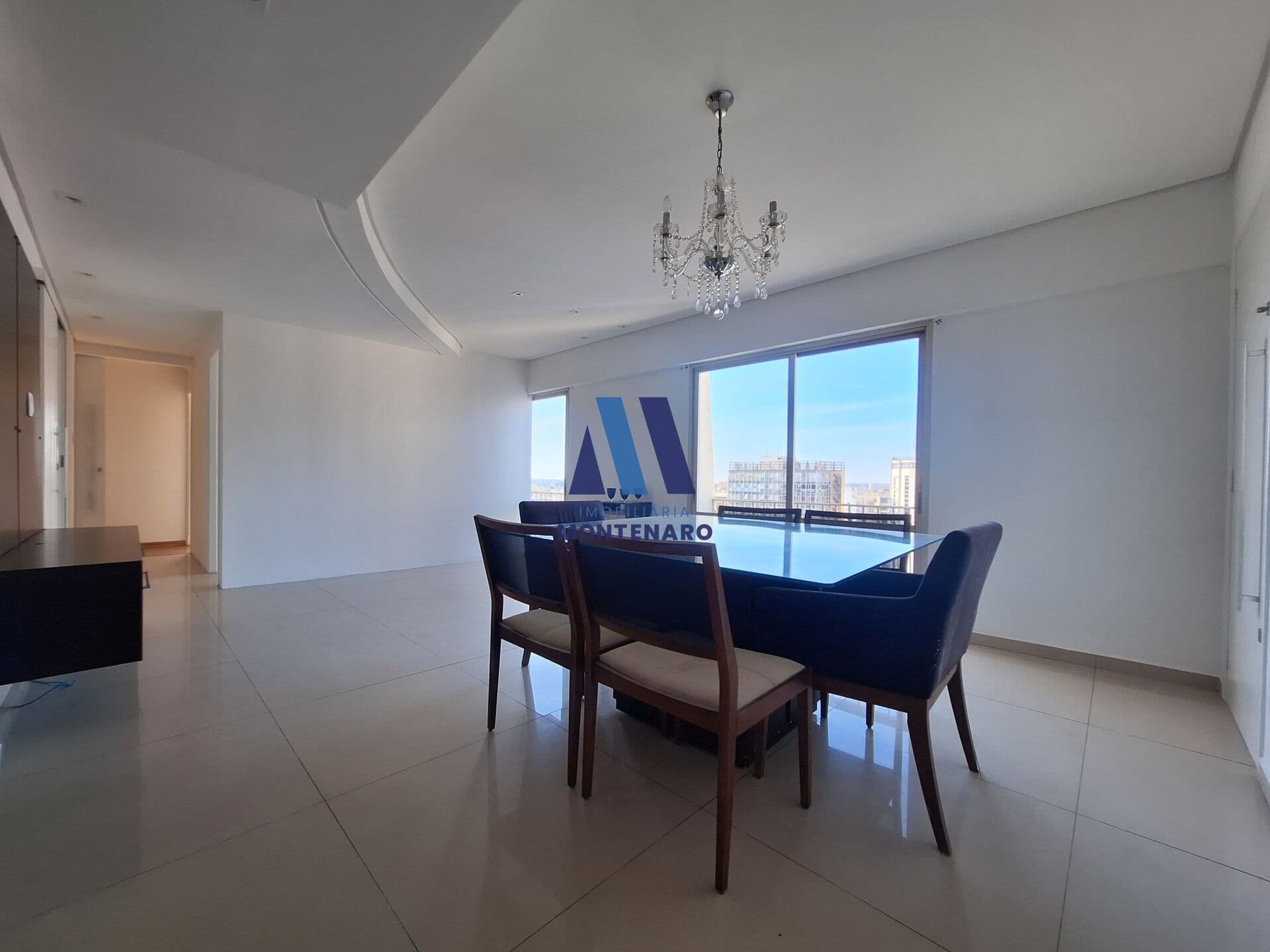Apartamento à vendo no Centro