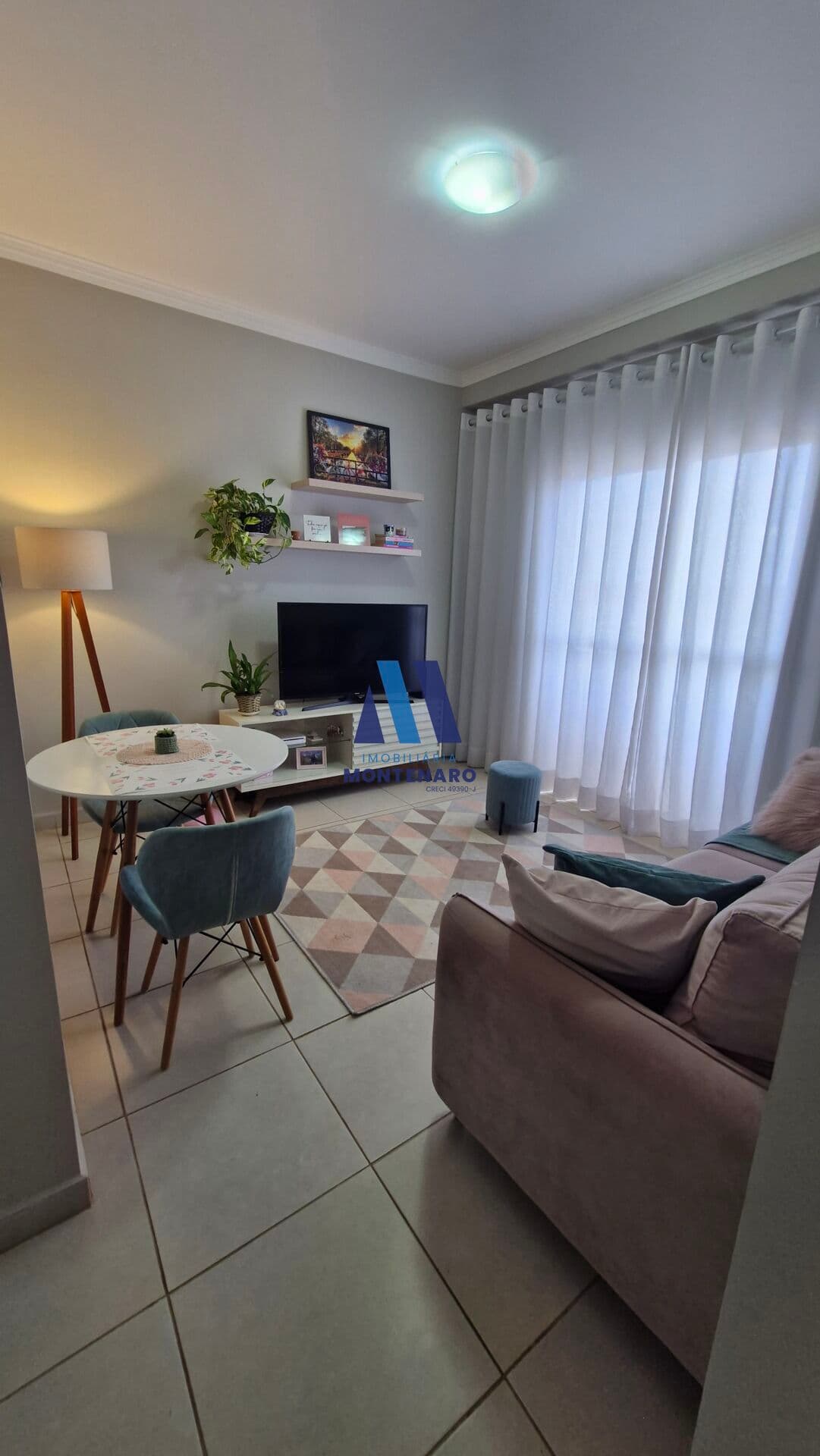 APARTAMENTO À VENDA NA VILA ERCÍLIA