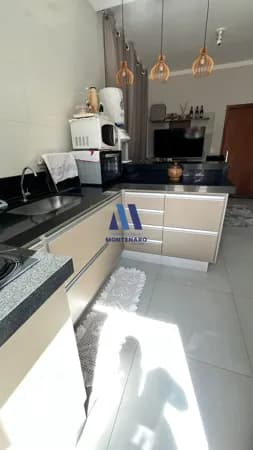 CASA Á VENDA NO SÃO THOMAZ