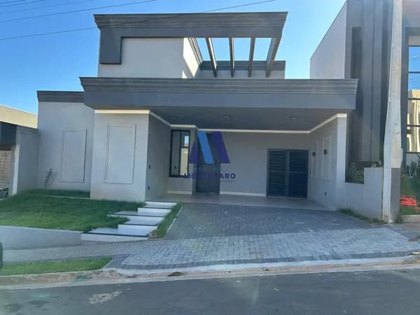 CASA Á VENDA NO MARIA JÚLIA