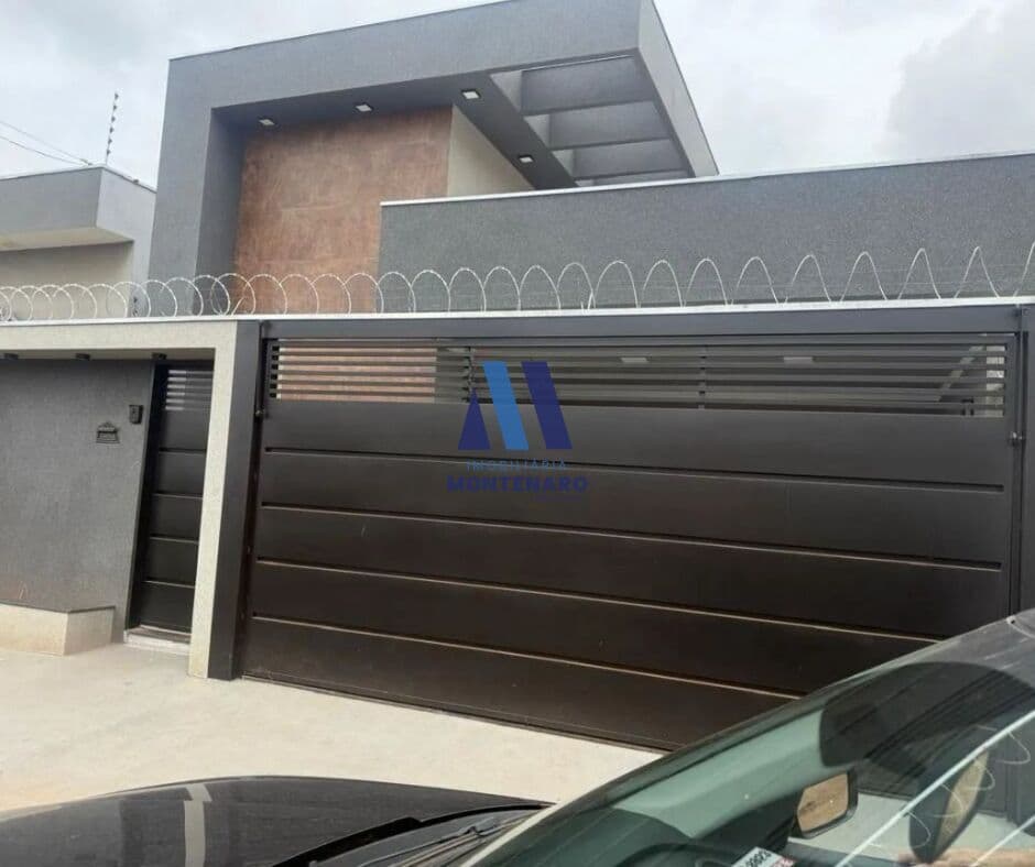 CASA À VENDA NO J. MACEDO