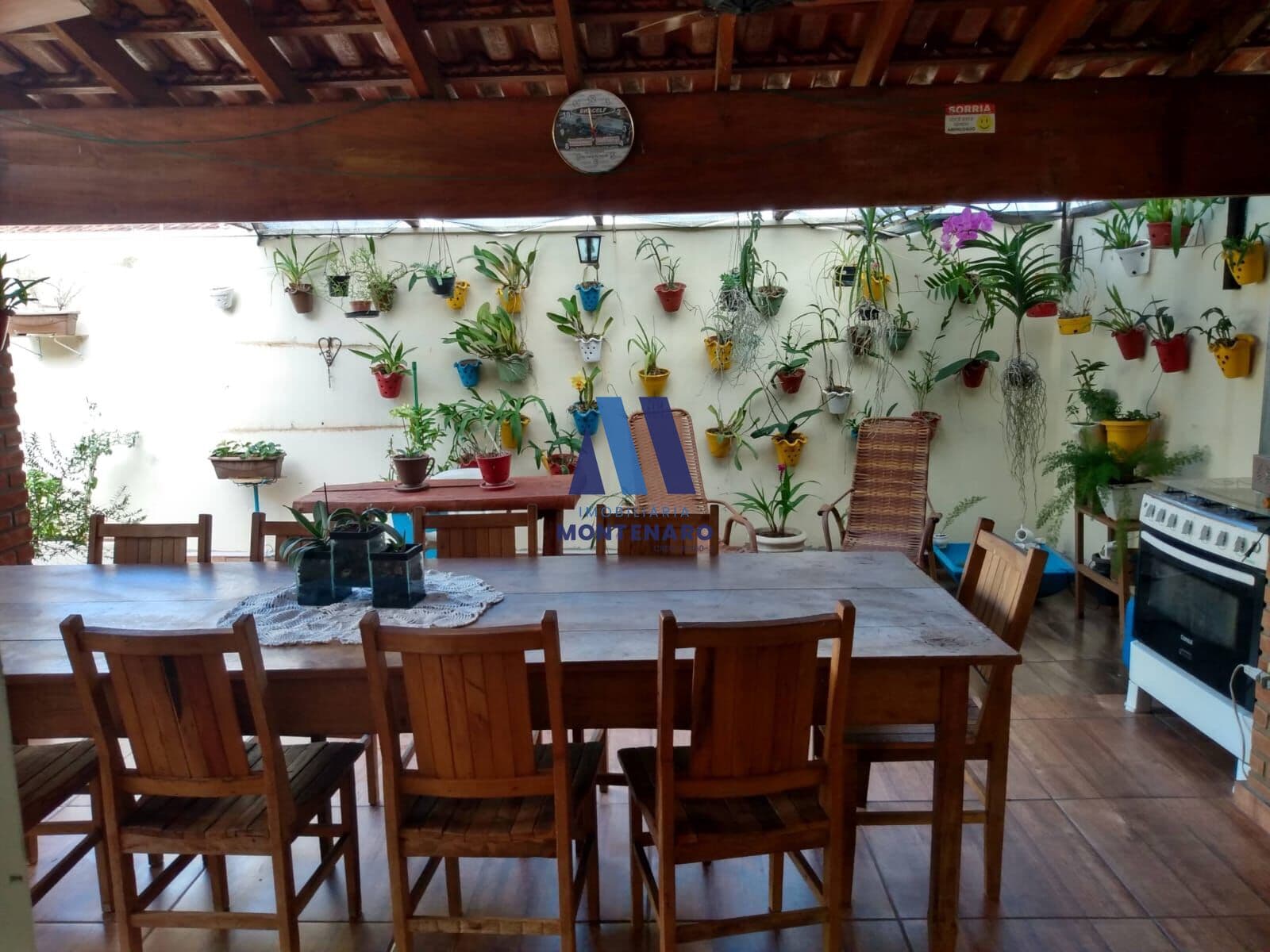 CASA À VENDA NO RES. PALESTRA