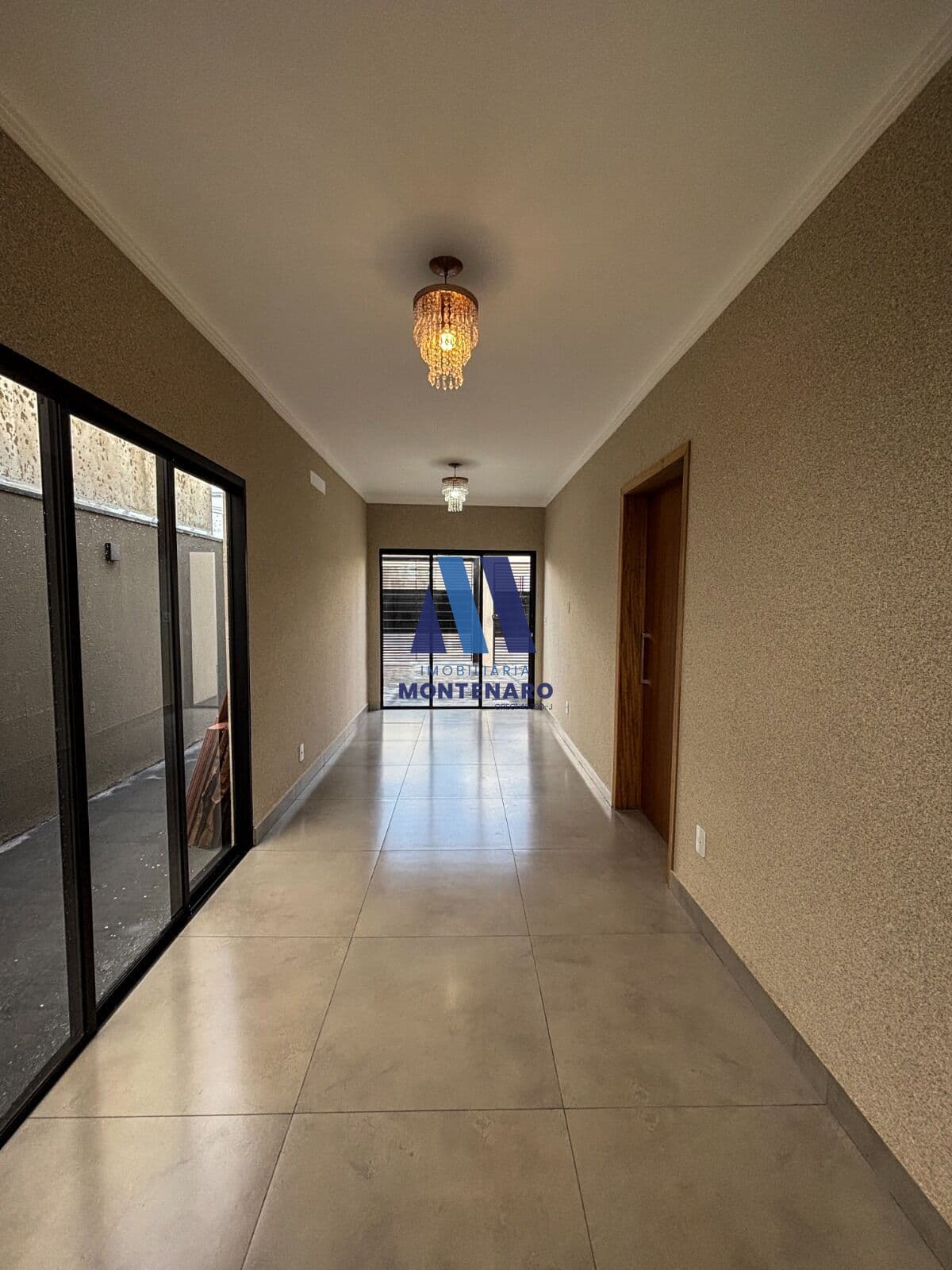CASA Á VENDA EM BADY BASSITT