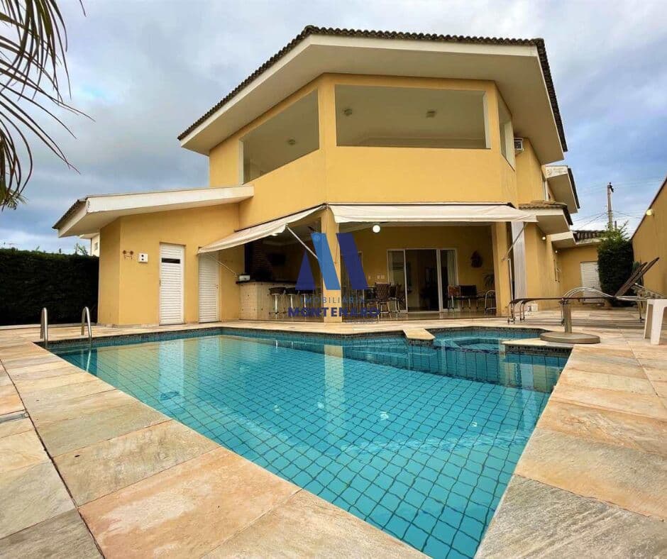 CASA SOBRADO À VENDA NO CONDOMÍNIO DAMHA III