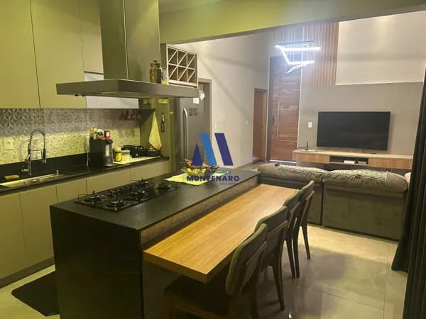 CASA À VENDA NO CONDOMÍNIO MARIA JÚLIA