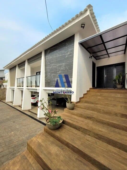 CASA À VENDA NO MANSUR DAUD