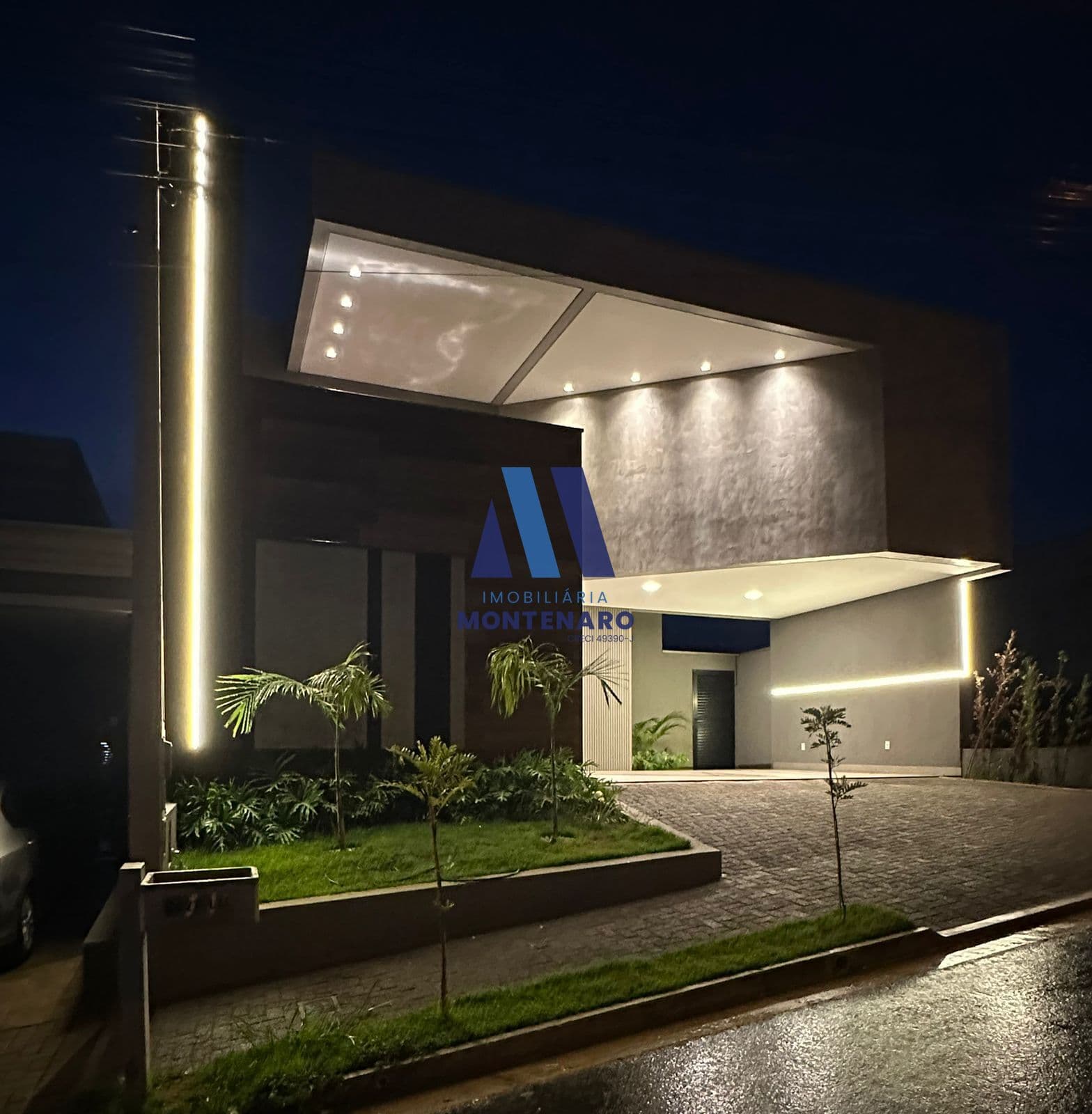 CASA À VENDA NO CONDOMÍNIO MARIA JÚLIA