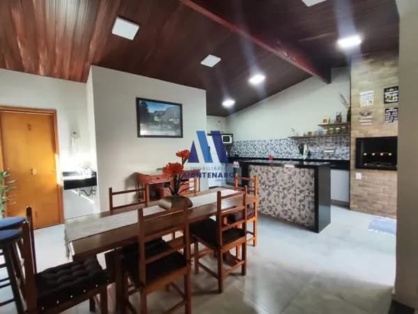 CASA À VENDA NO JD BIANCO