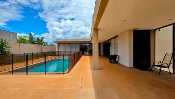 Casa Térrea em Condomínio, 3 Suítes, 450m Real Sul Ribeirão Preto SP