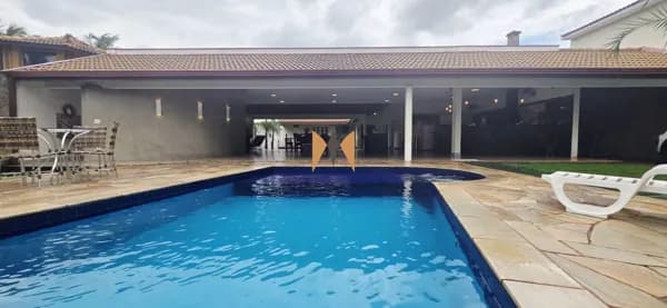 Casa Térrea, tipo chácara à venda no Condomínio Garden Villa, em Ribeirão Preto/SP.