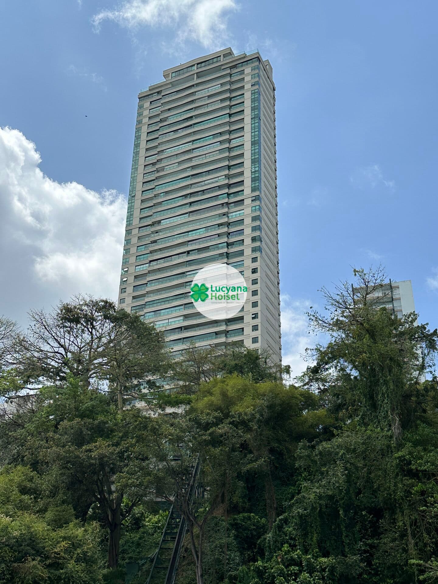 Venda Apartamento Alto Padrão Mansão Morada dos Cardeais - Salvador - Bahia