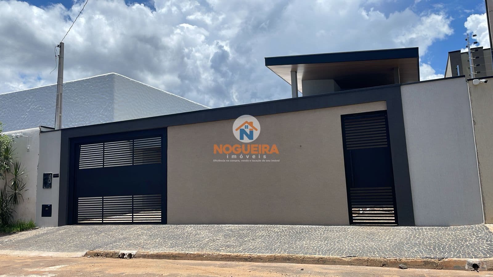 Casa com 3 Suítes e Piscina na 108 Norte – Conforto e Localização Privilegiada!