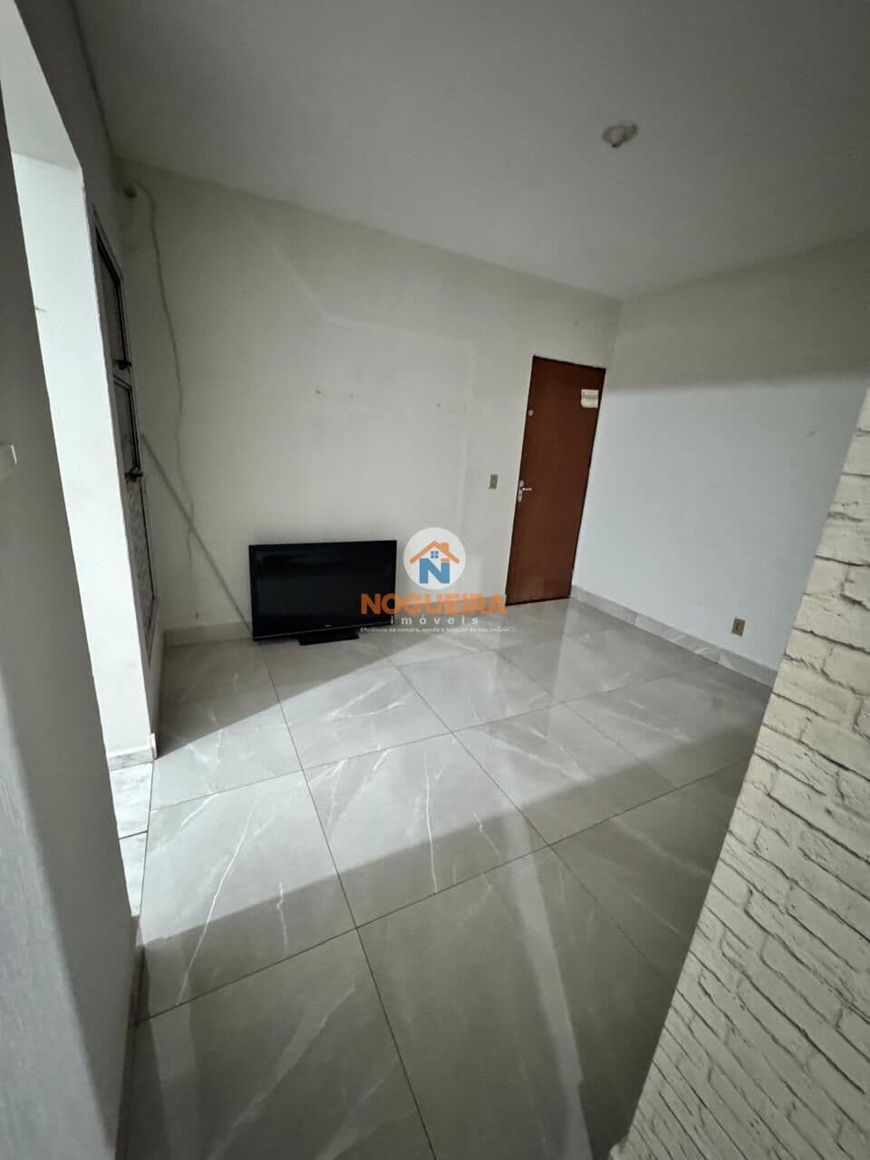 📍 Residencial Flores do Cerrado – Bloco D, Apto 401
