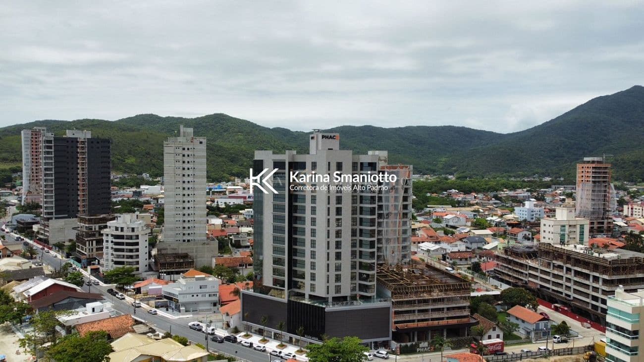 Apartamento com vista para o mar em Perequê