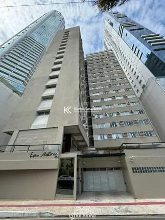 Apartamento com vista definitiva para o mar próximo a Roda Gigante