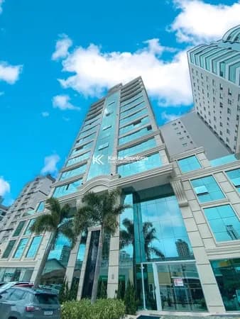 APARTAMENTO PRÓXIMO À PRAIA