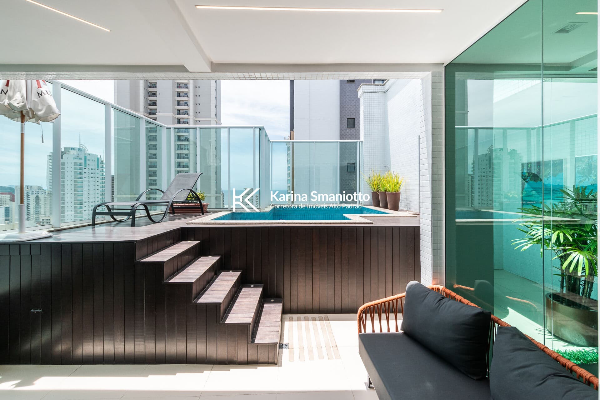 Cobertura duplex em Balneário Camburiú