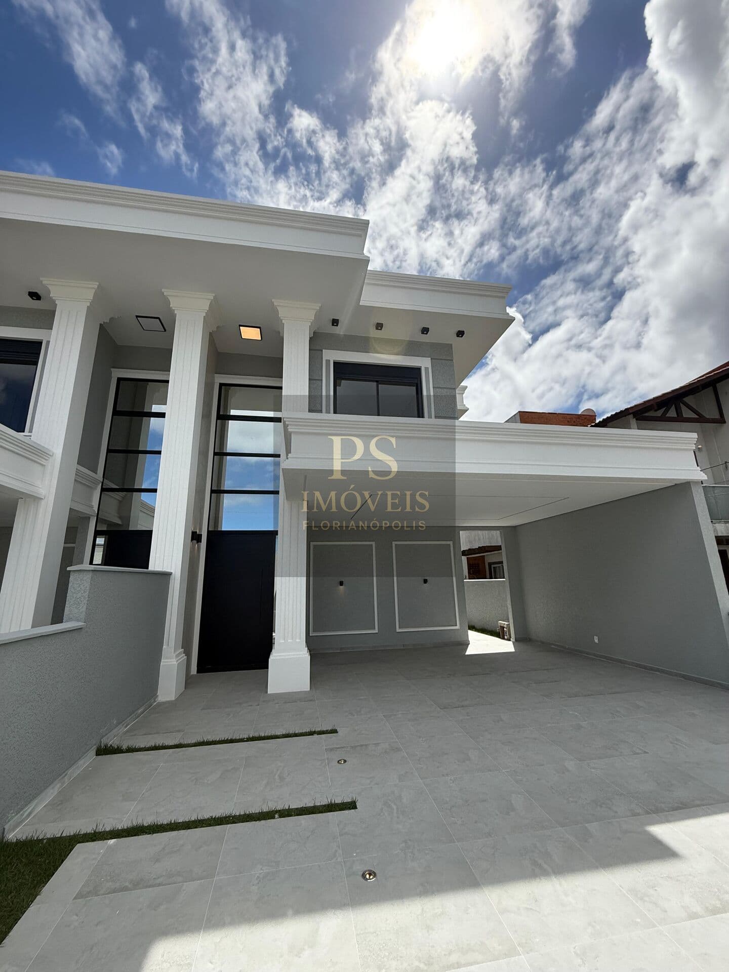 Casa Alto Padrão - Praia dos Ingleses
