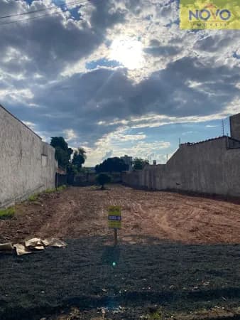 Terreno Lote medindo 750 metros quadrados