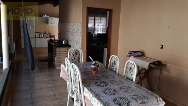 Casa Térrea para Venda em Centro Guapiaçu-SP