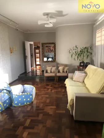 Casa Térrea Com Área Gourmet