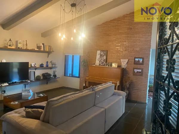 Casa em Catanduva - Parque Residencial Agudo Romão