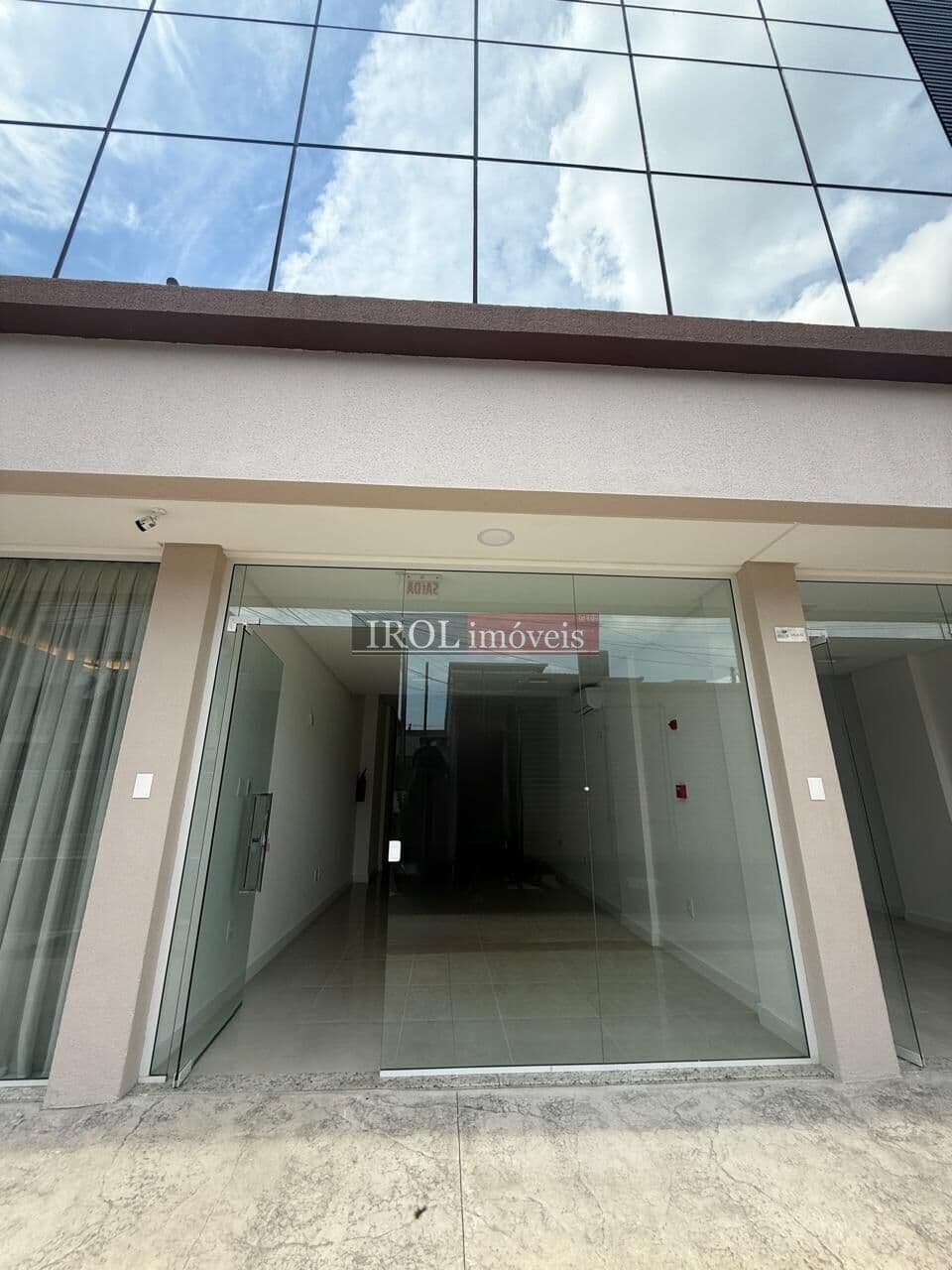 Sala Comercial, região central em Balneário Camboriú/SC