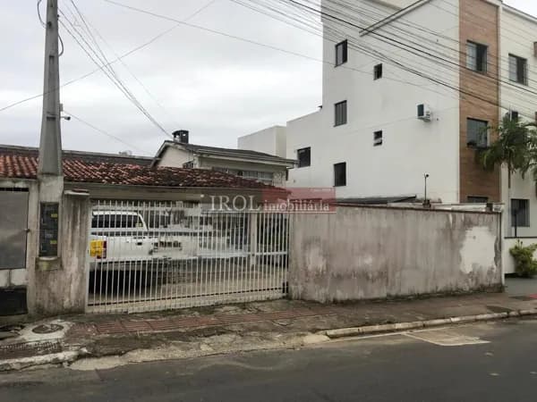 Casa em Balneário Camboriú - Nações