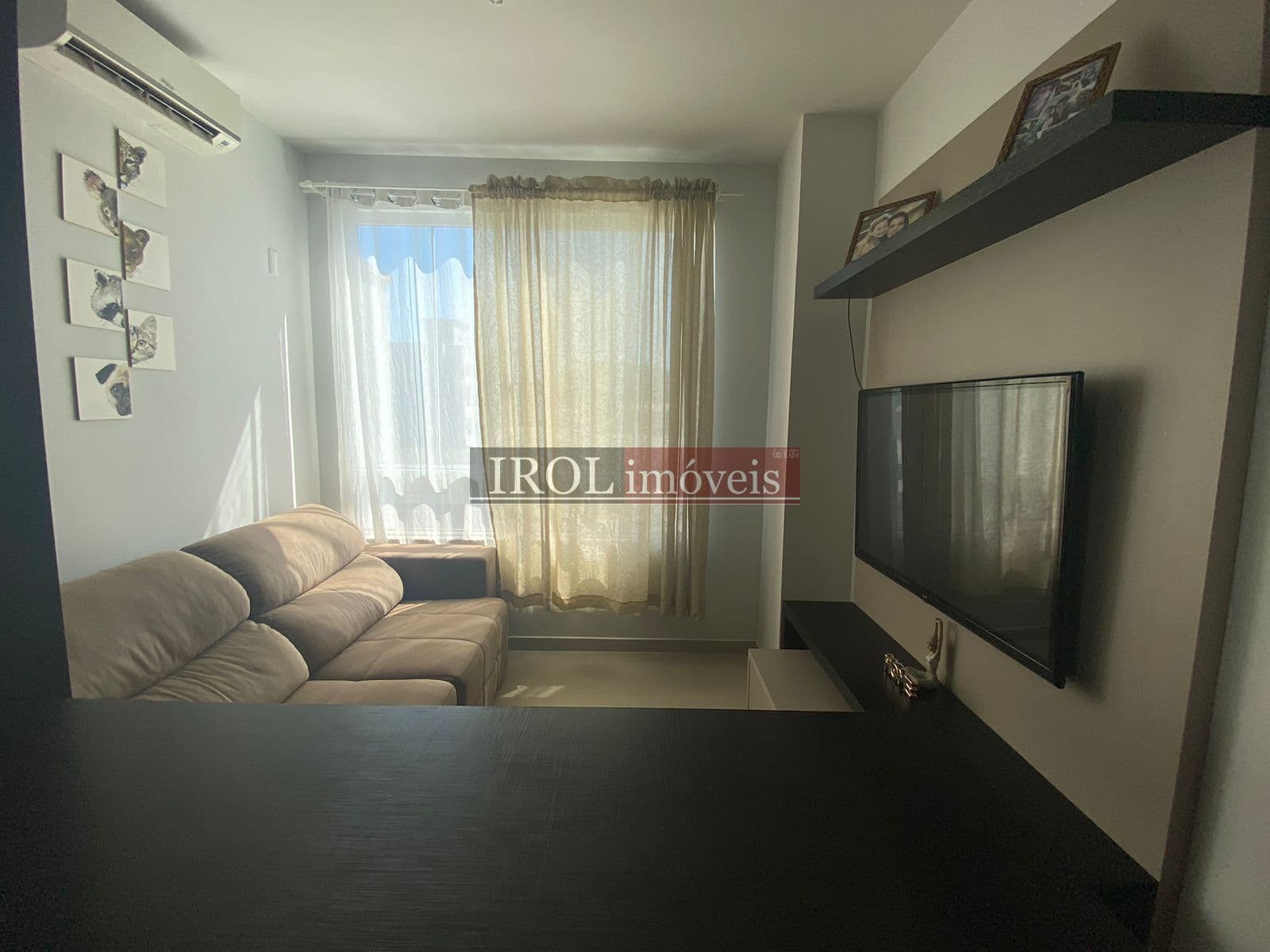 APARTAMENTO SEMI MOBILIADO