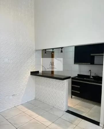 Sobrado em Londrina - Jardim Tókio