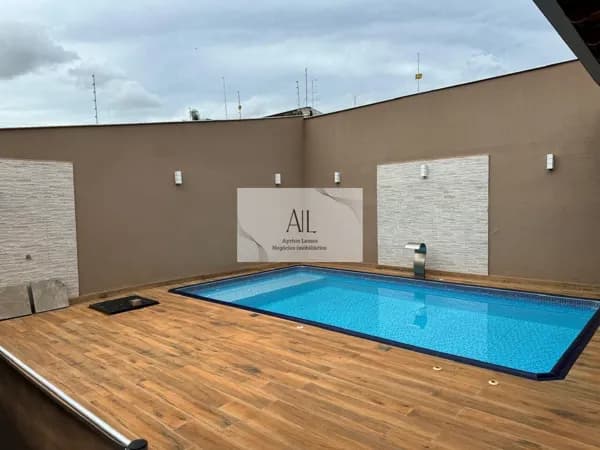 Casa em Londrina - Jardim América