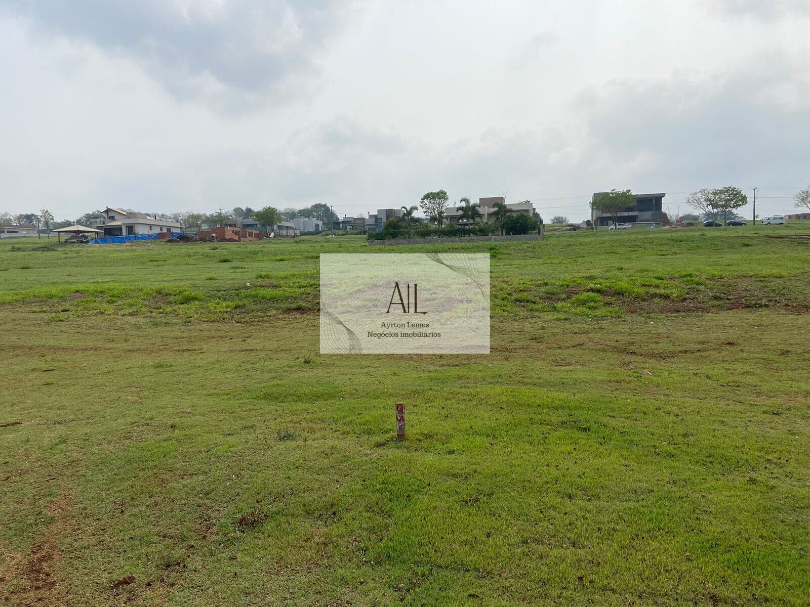 Lote/Terreno em Sertanópolis - Centro