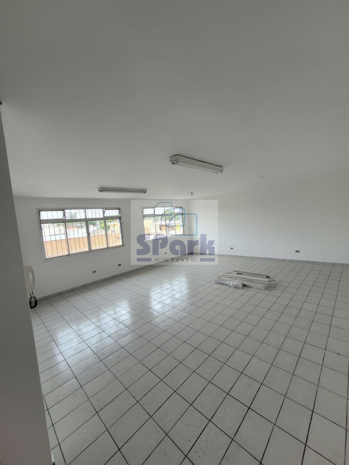 AMPLA SALA COMERCIAL COM 43,37m² E 2 BANHEIROS NO JARDIM BOM PASTOR EM SANTO ANDRÉ