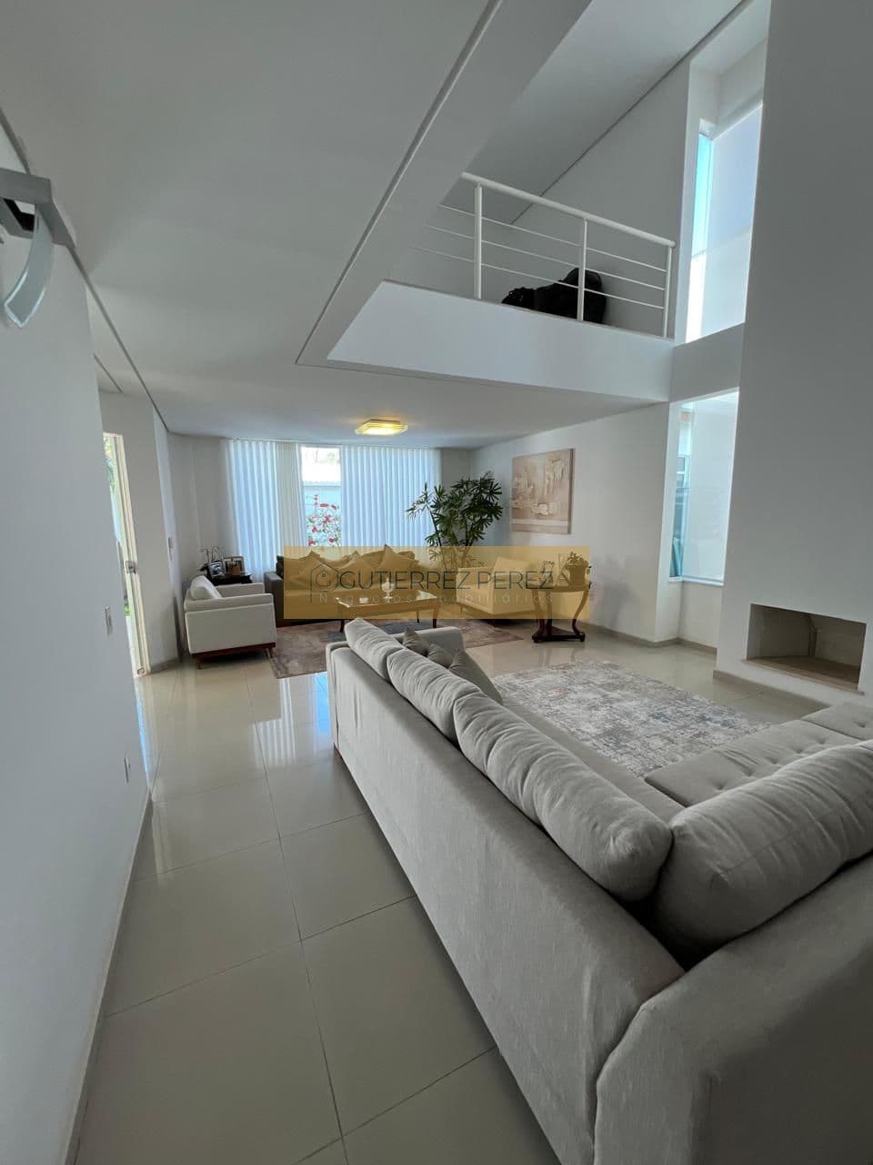 Casa Alto Padrão à venda na Vila Nova Socorro