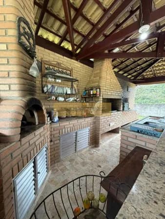 Fazenda/Sítios/Chácaras em Biritiba-Mirim - Biritiba-Mirim