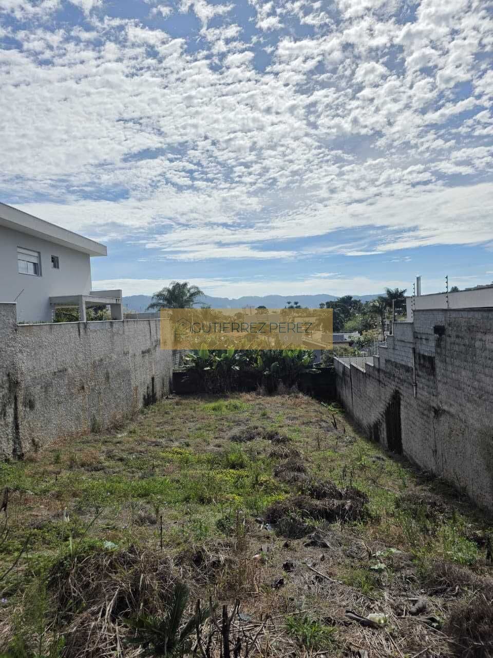 Lote/Terreno em Mogi das Cruzes - Vila Oliveira