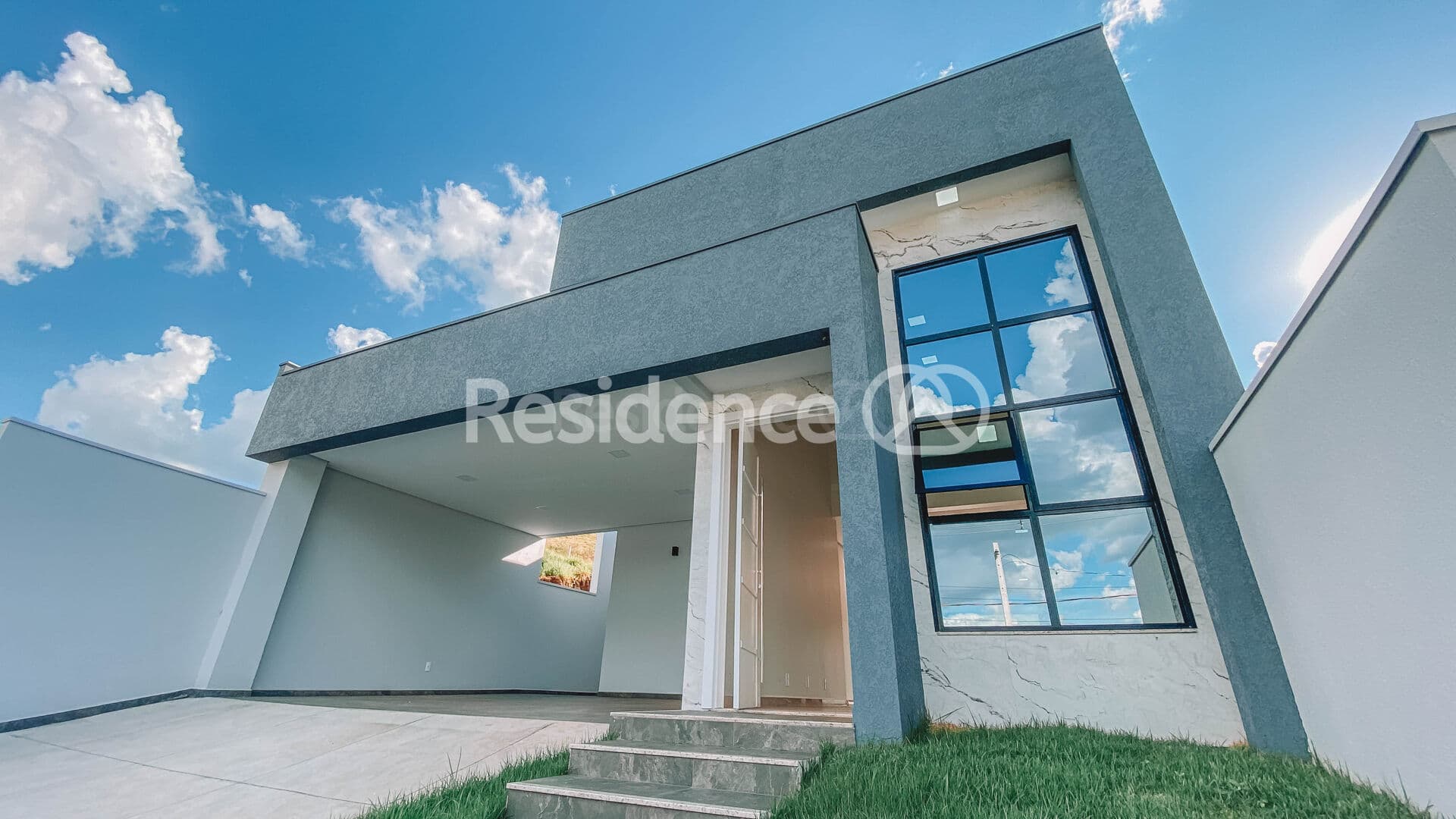 Casa Nova Á Venda, Suíte Com Closet e 02 Dormitórios, Jardim Seminário, Francisco Beltrão -PR