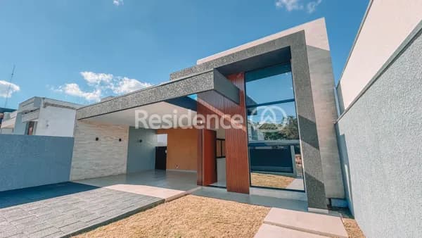 Casa Com Suíte +02 Dormitórios, Piscina em Concreto, Jardim Seminário, Francisco Beltrão/PR