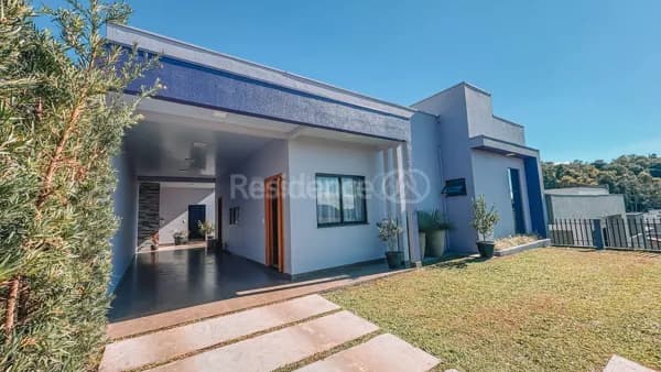 Casa À Venda No Bairro Água Branca, Próxima a Rodoviária – Francisco Beltrão/PR