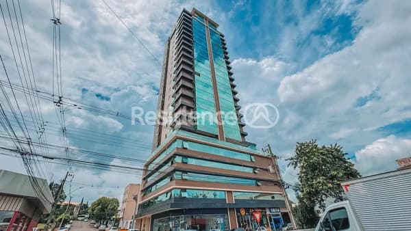 Apartamento Alto Padrão Com 03 Suítes e 03 Vagas, à Venda no Centro em Francisco Beltrão-PR