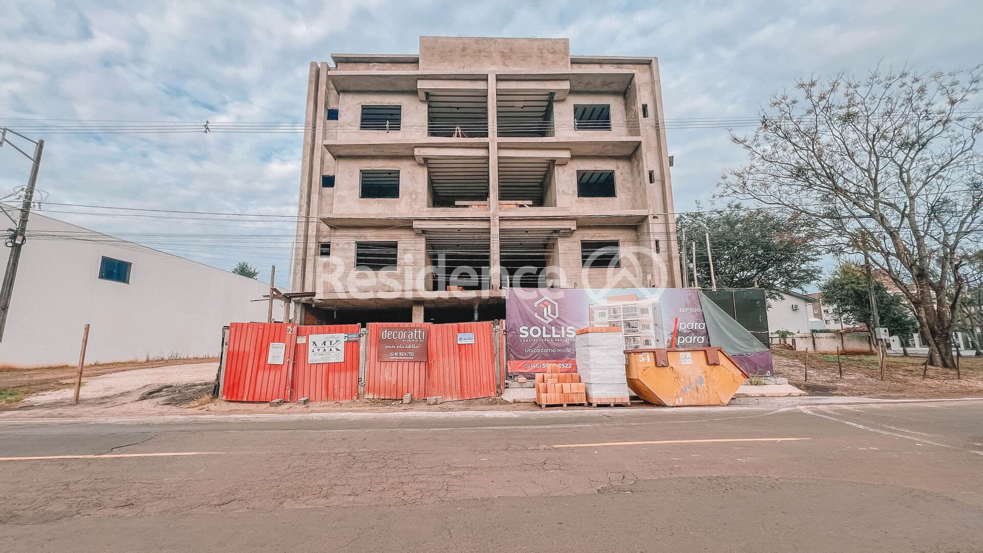 Apartamento Studio, Acabado, Em Frente ao Parque de Exposições, Francisco Beltrão -PR