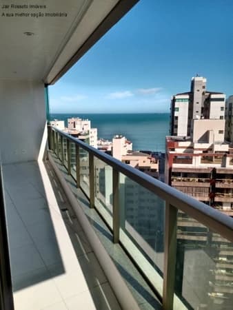Apartamento à venda no bairro Praia da Costa em Vila Velha/ES